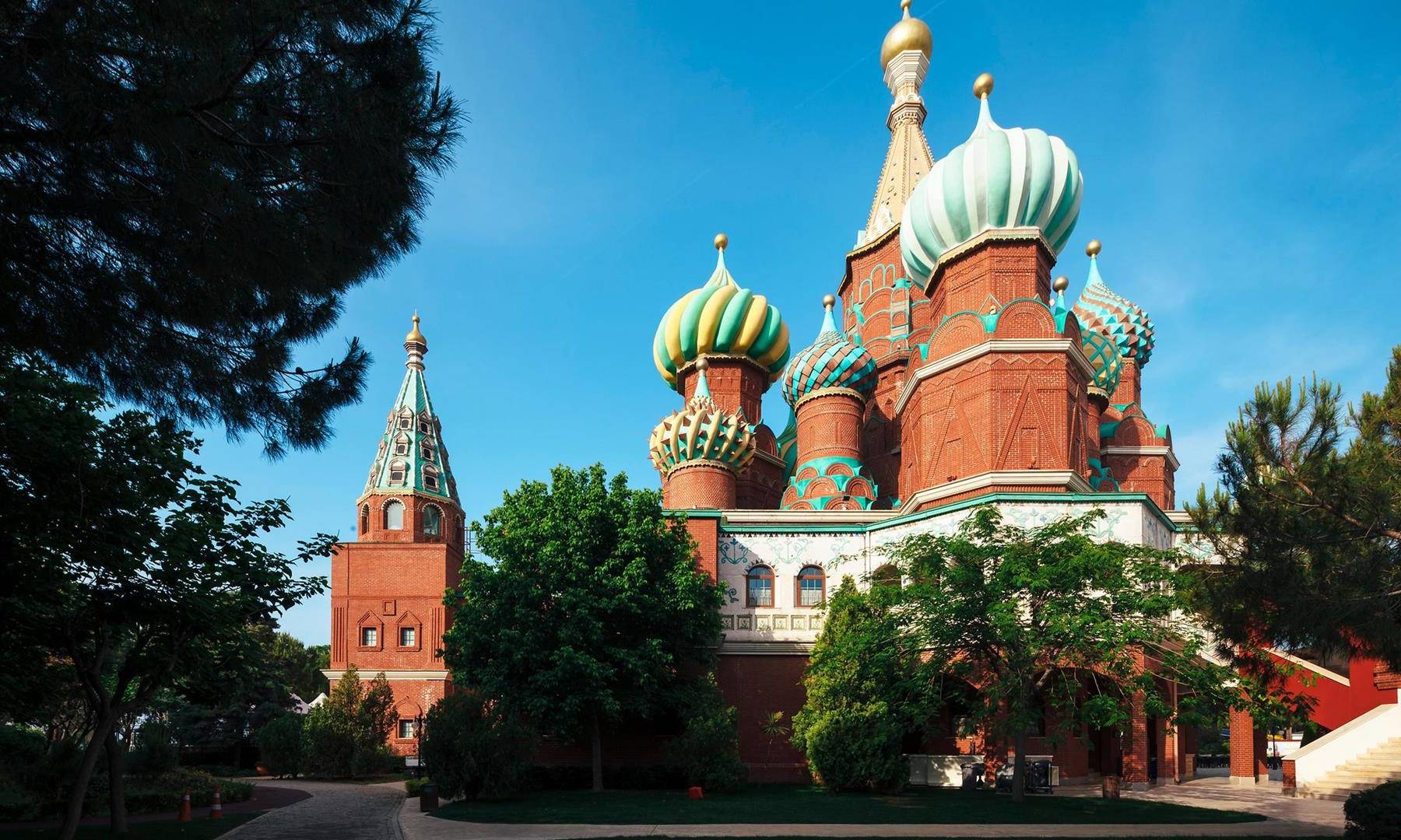 KREMLIN PALACE