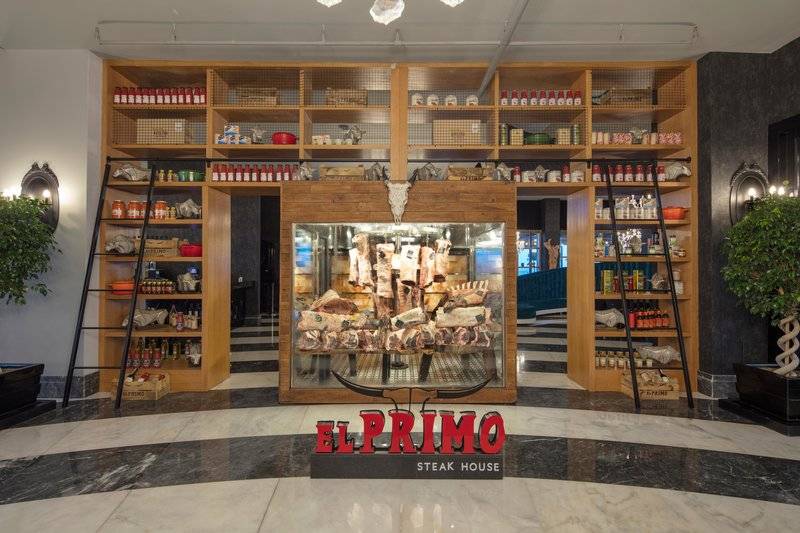 SELECTUM LUXURY RESORT