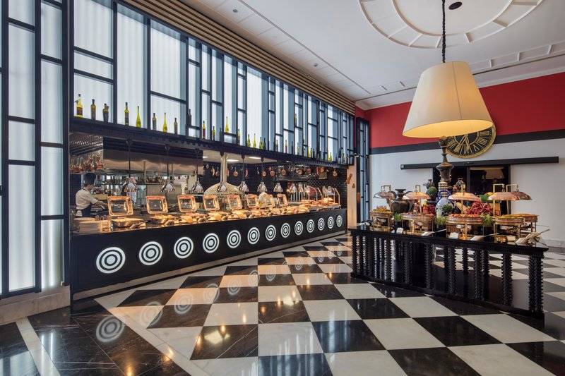 SELECTUM LUXURY RESORT