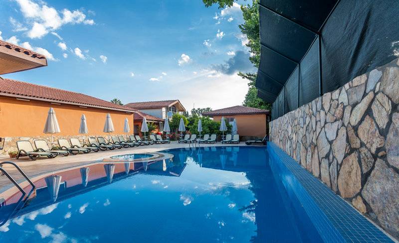 ÖZLEM GARDEN HOTEL