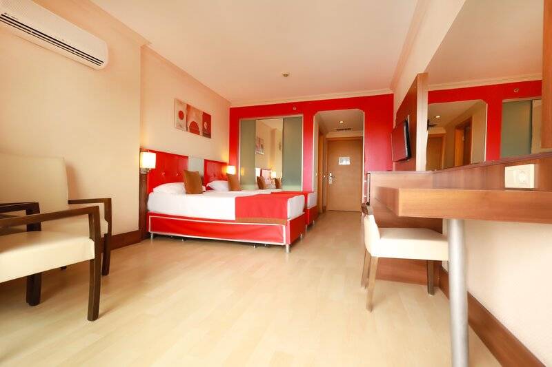 SIDEKUM HOTEL