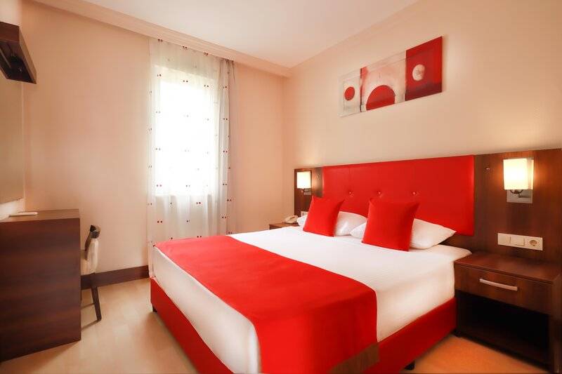 SIDEKUM HOTEL