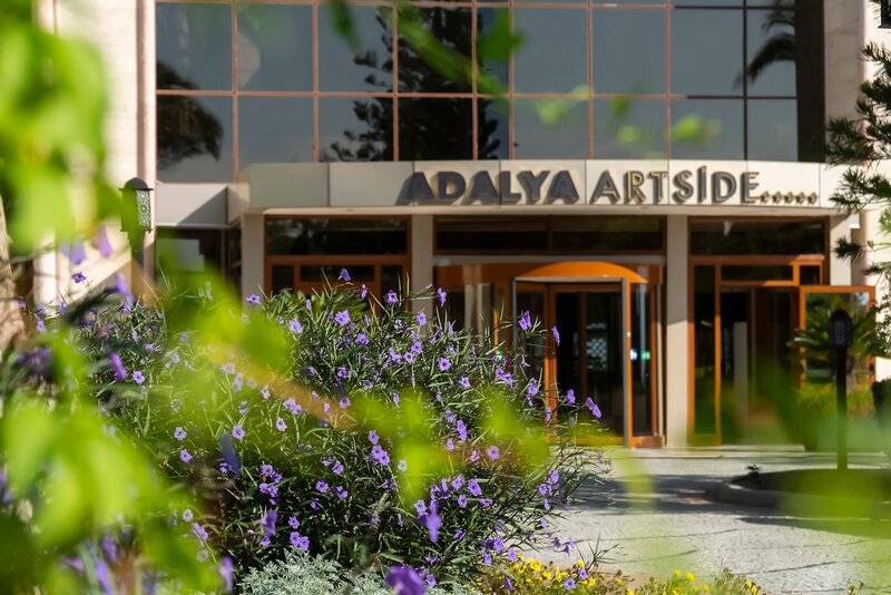 ADALYA ART SIDE