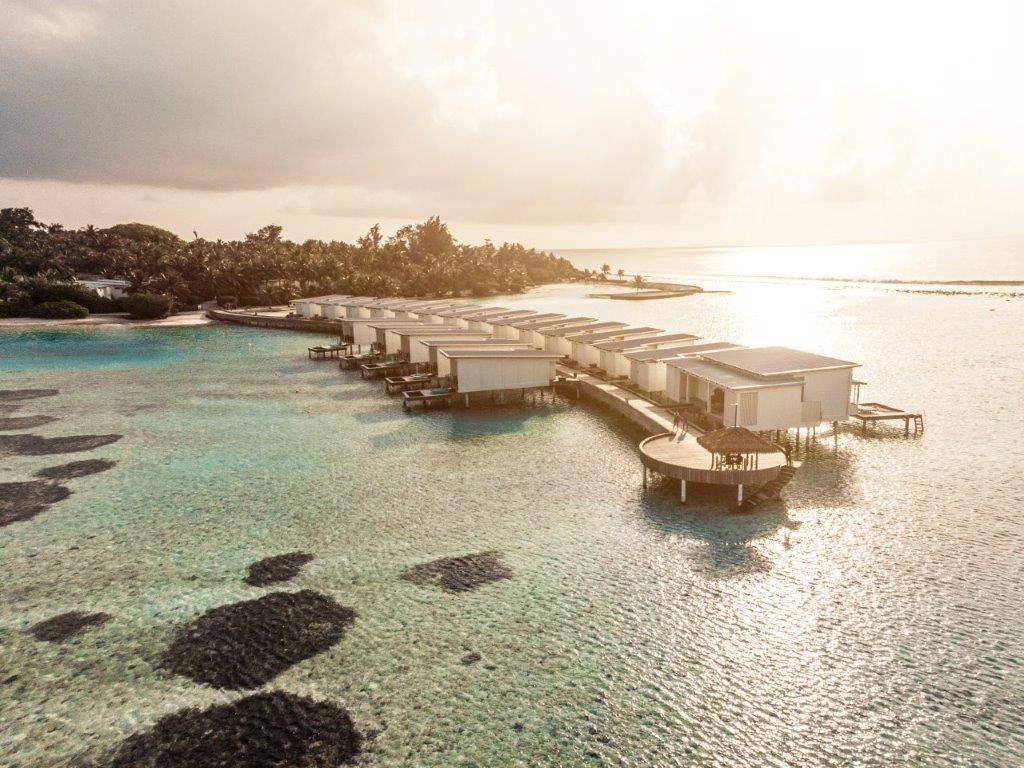 Holiday Inn Resort Kandooma Maldives