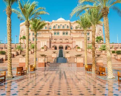 abu dhabi emirates palace palm trees magnificent entrance